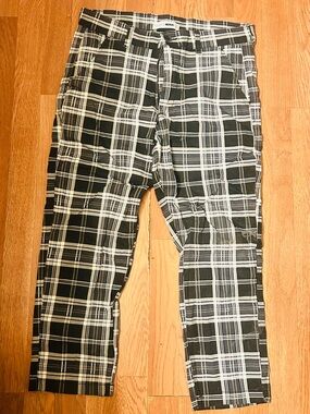 Men's Black & White Plaid Chino Pants